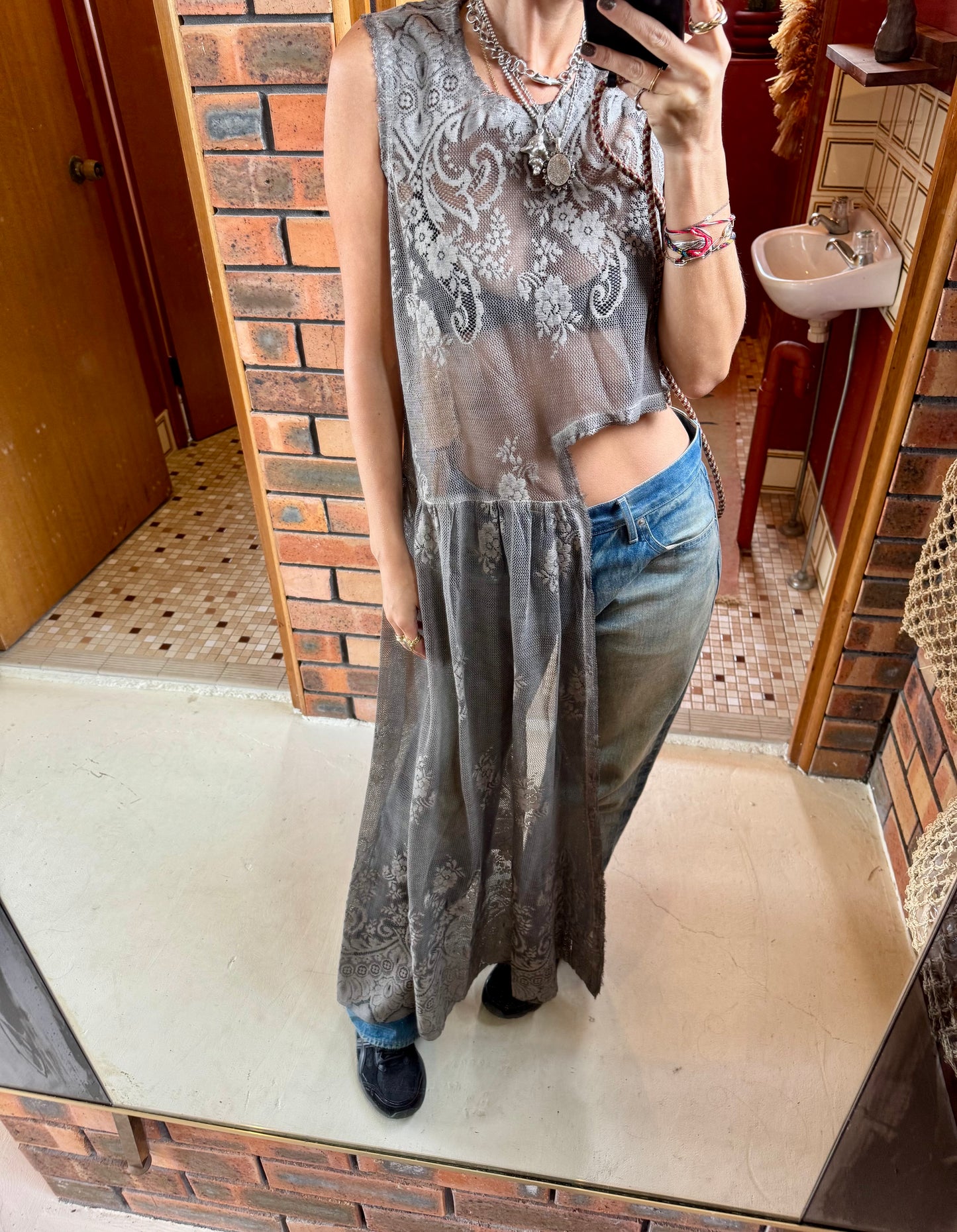GREY HALF DRESS LACE