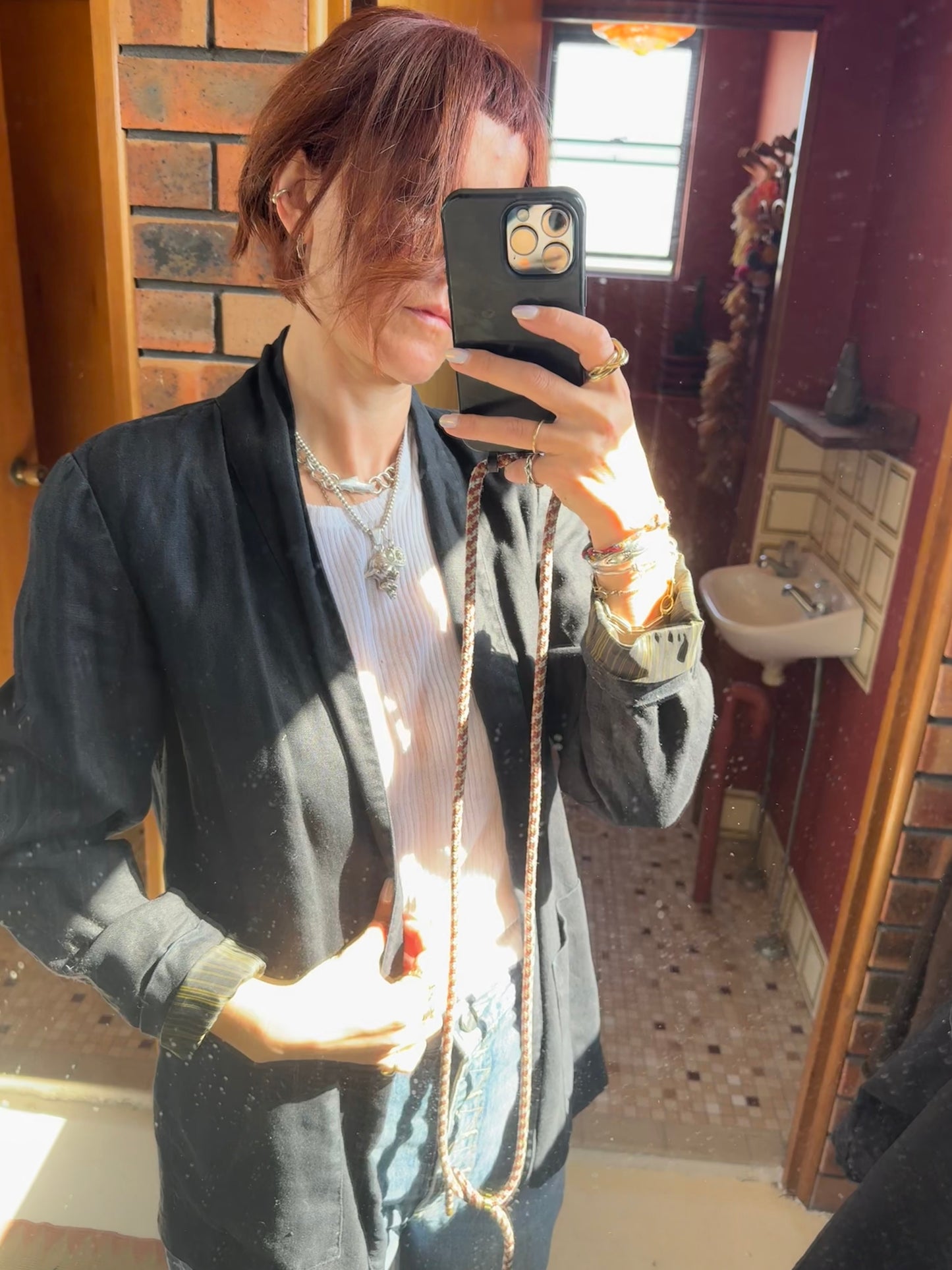 SUSTAIN RAQUEL ALLEGRA LINEN JKT