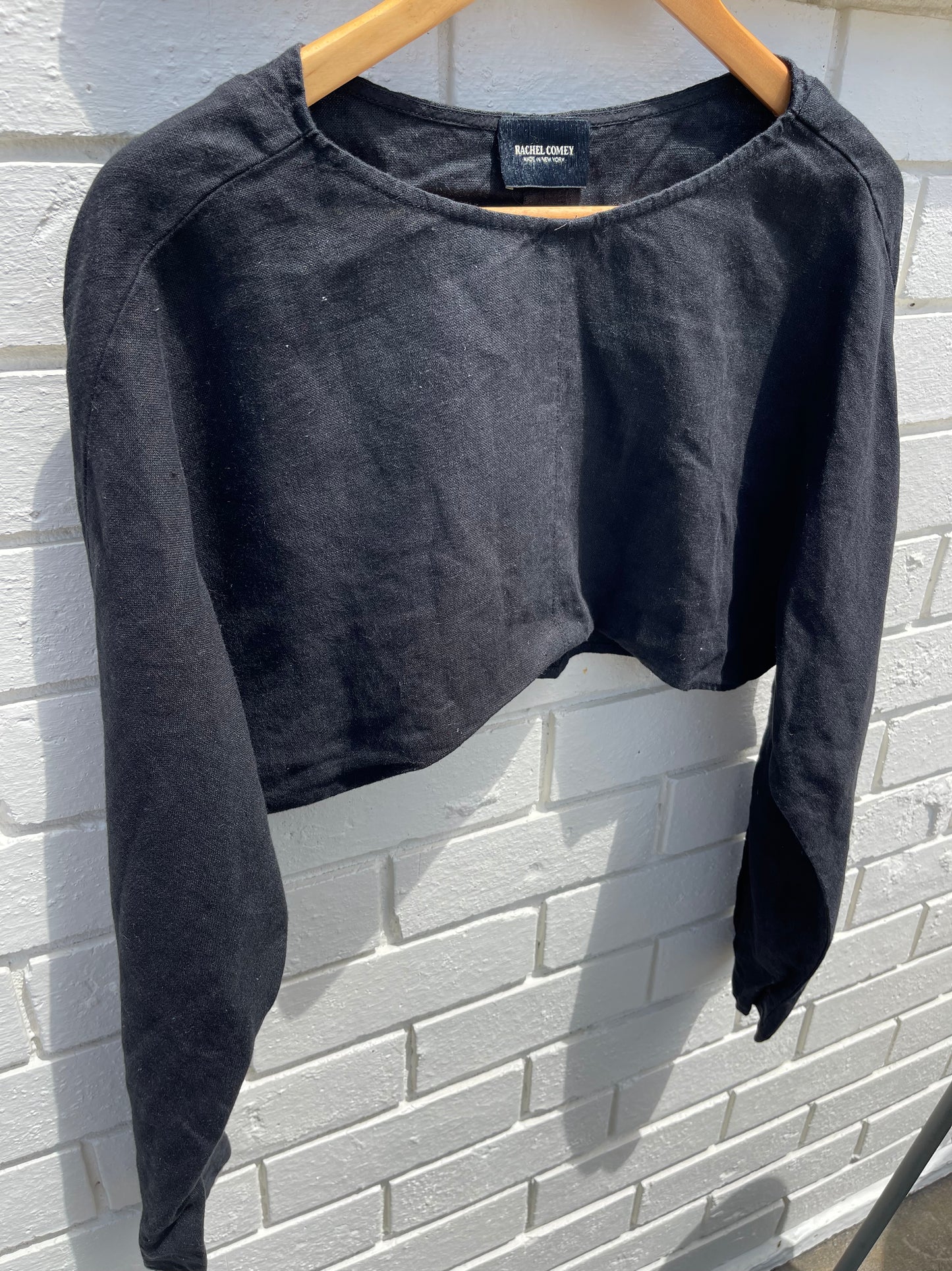 SUSTAIN - RACHEL COMEY BLK LINEN CROP