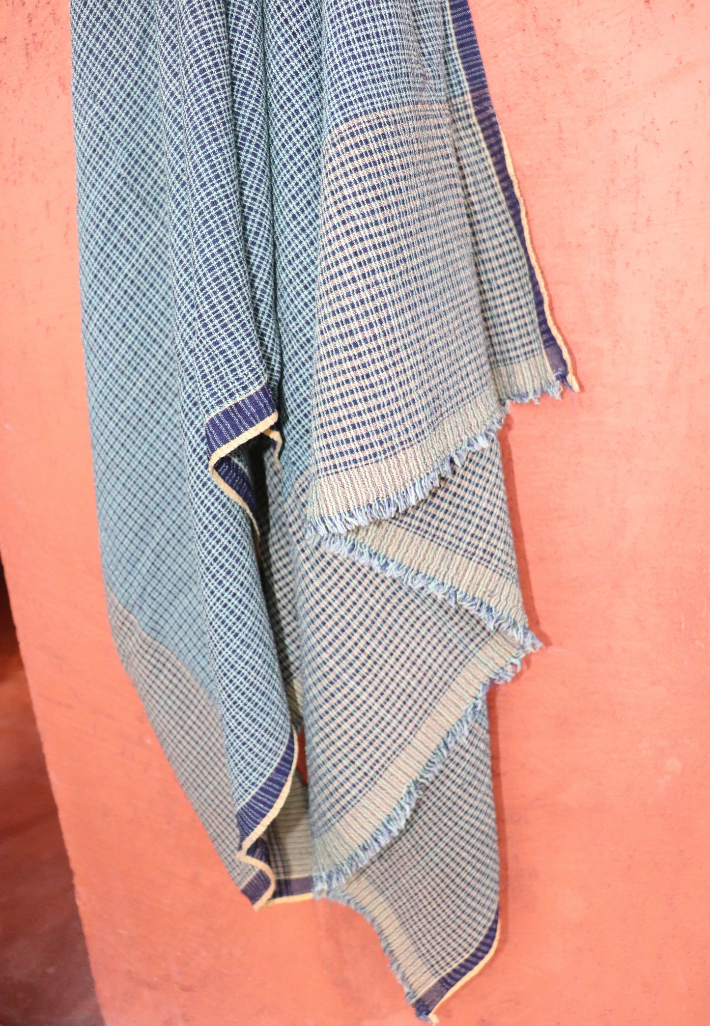ARTISAN HAND WOVEN IKAT THROW MINT