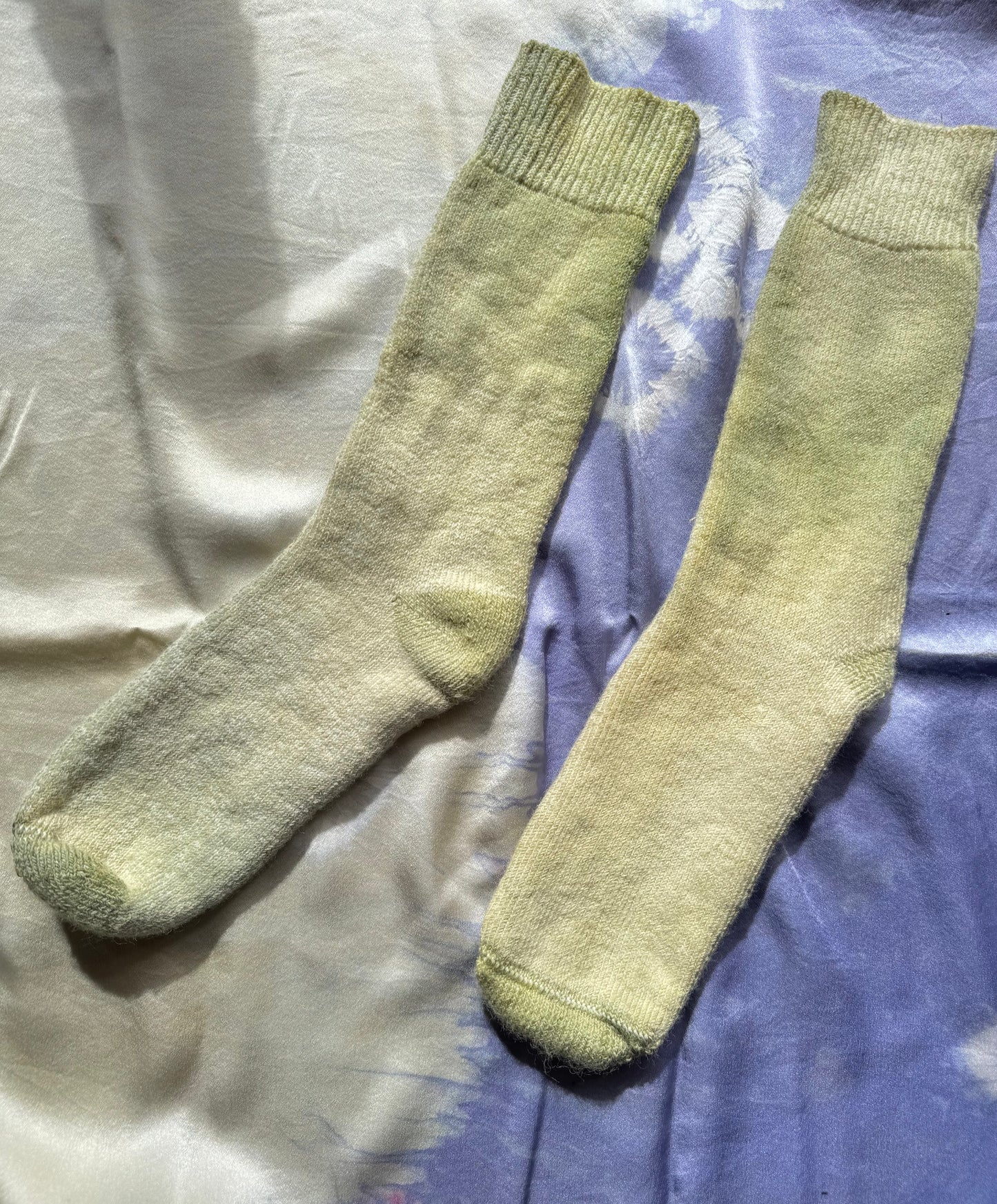 FIELD THICK WOOL BED SOCK ~ AUTUMN GREEN