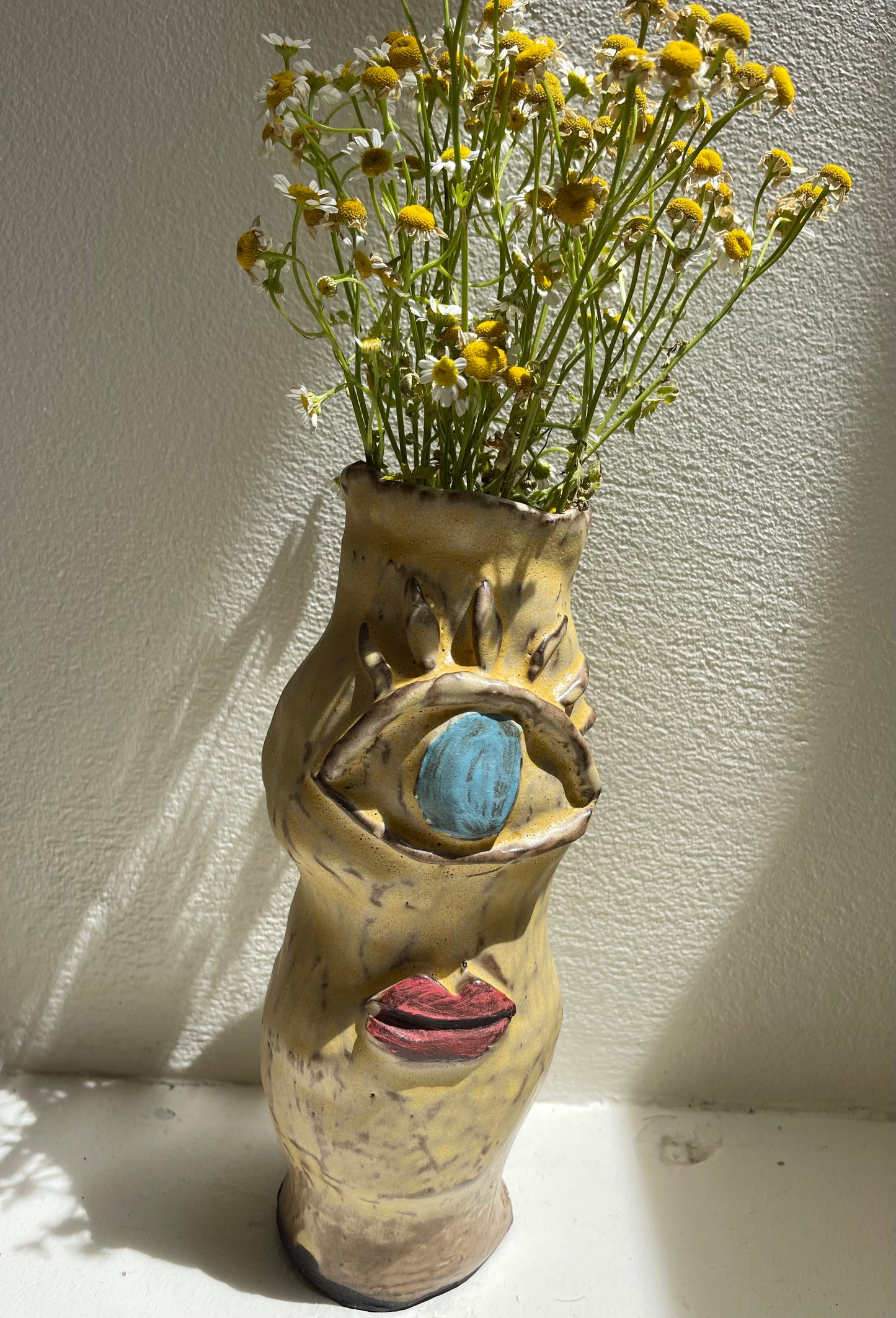 FACE VASE