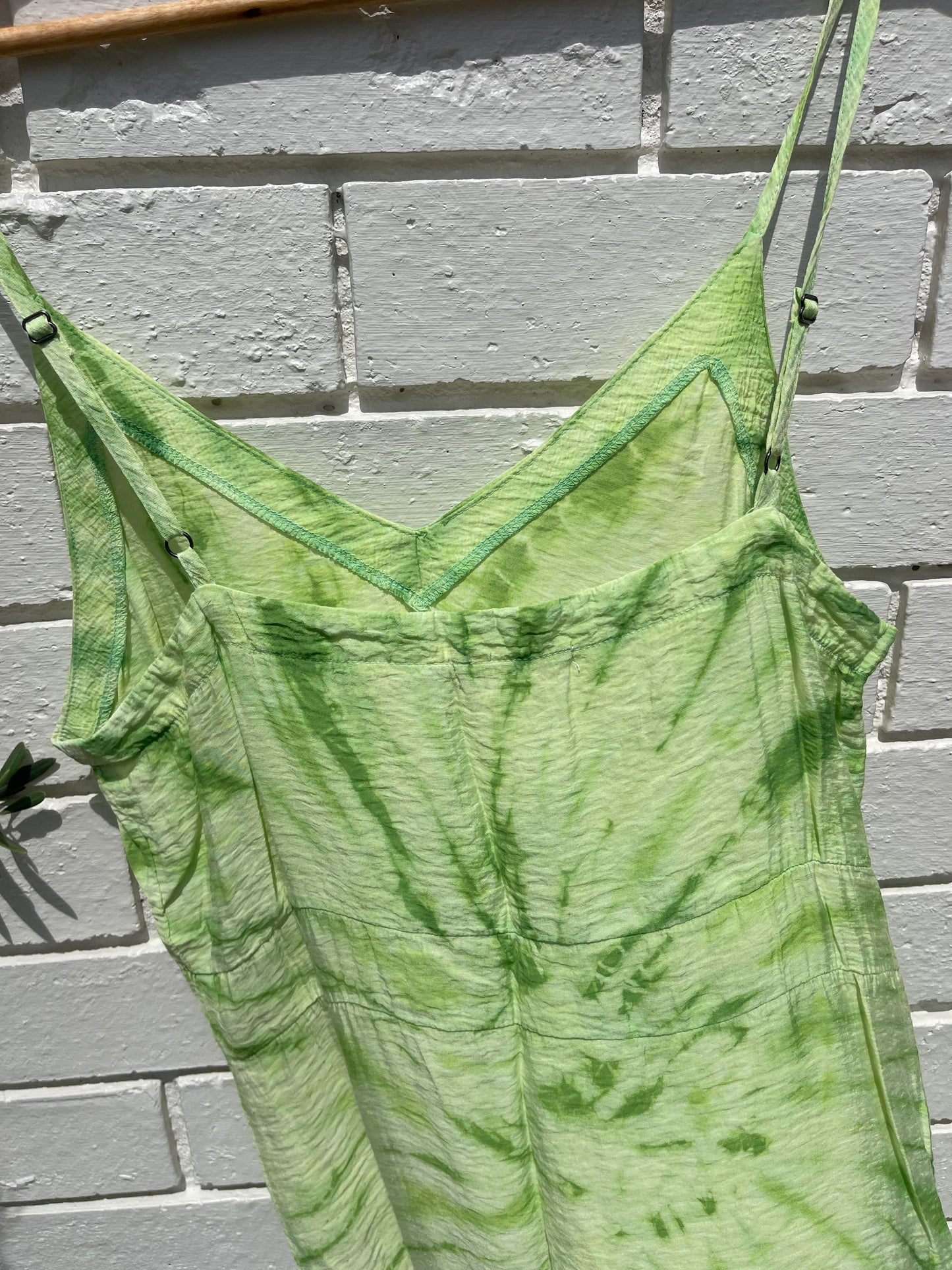 SUSTAIN - LACAUSA LIME TIE DYE SLIP