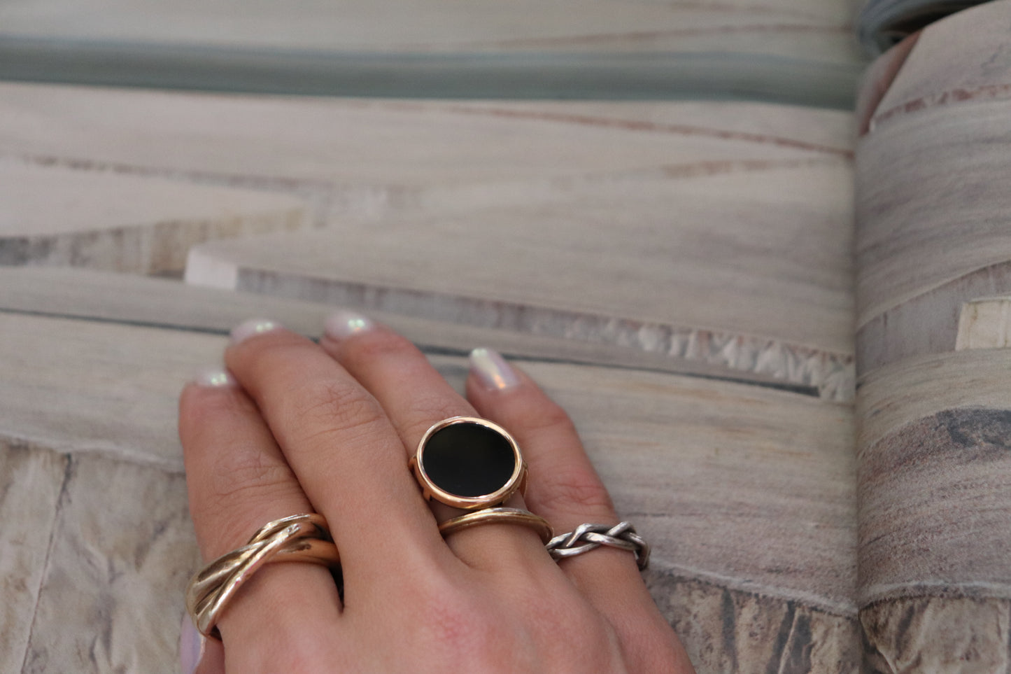 14k GOLD ONYX RING