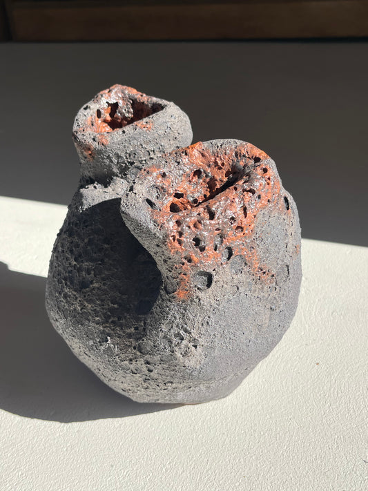 VOLCANIC GREY HEART VASE