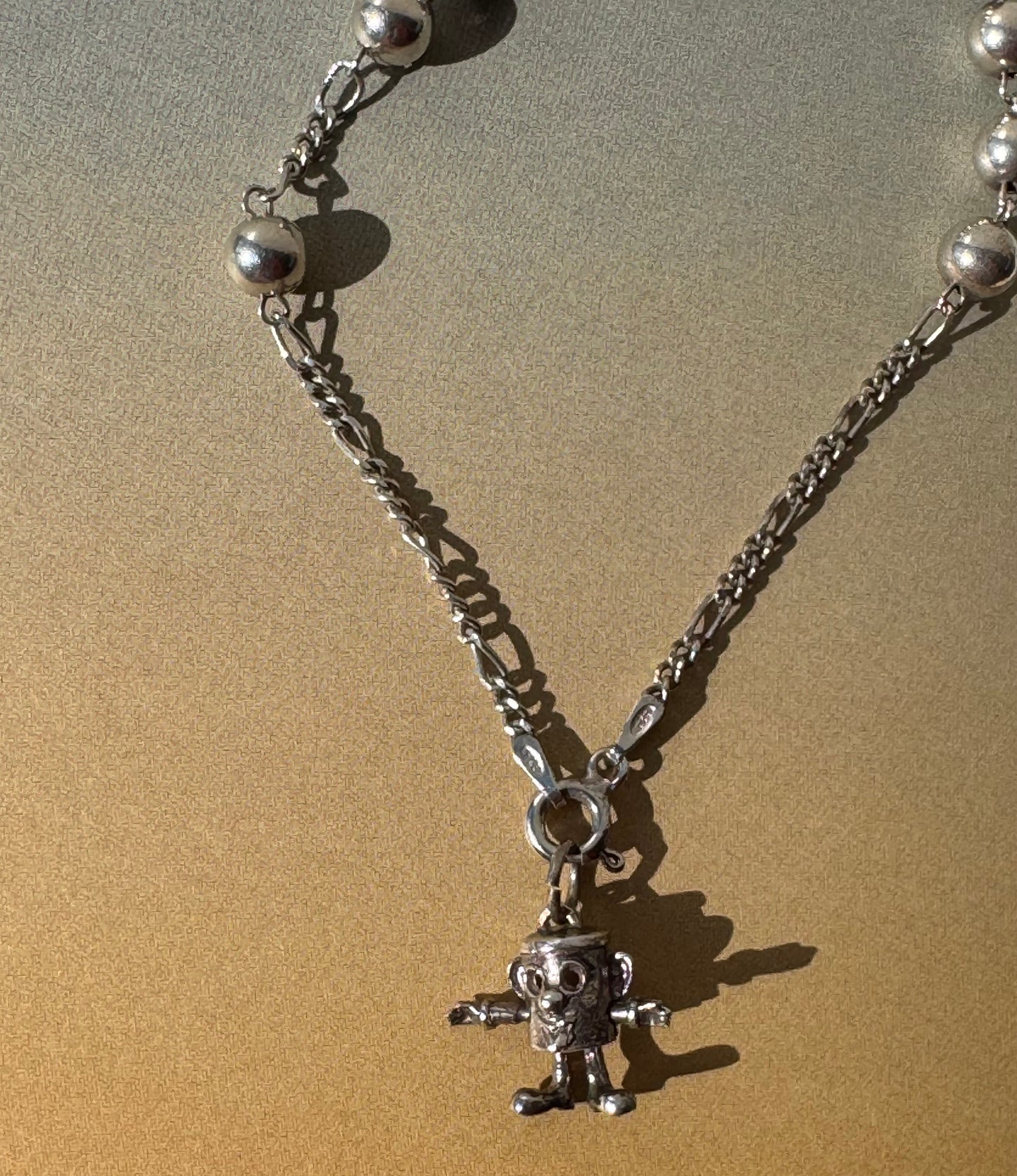 STERLING SILVER BRACELET WITH PENDANT