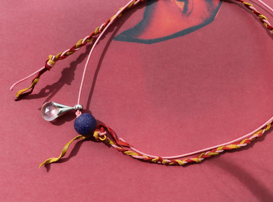 SILK & LEATHER QUARTZ NECK TIE
