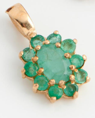 9ct GOLD EMERALD PENDANT