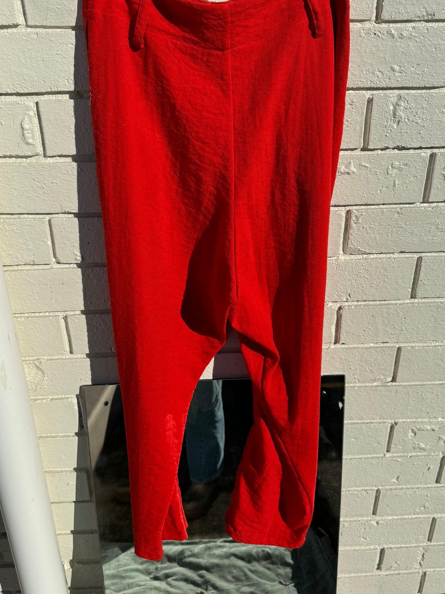 SUSTAIN NO.6 STORE RED PANTS