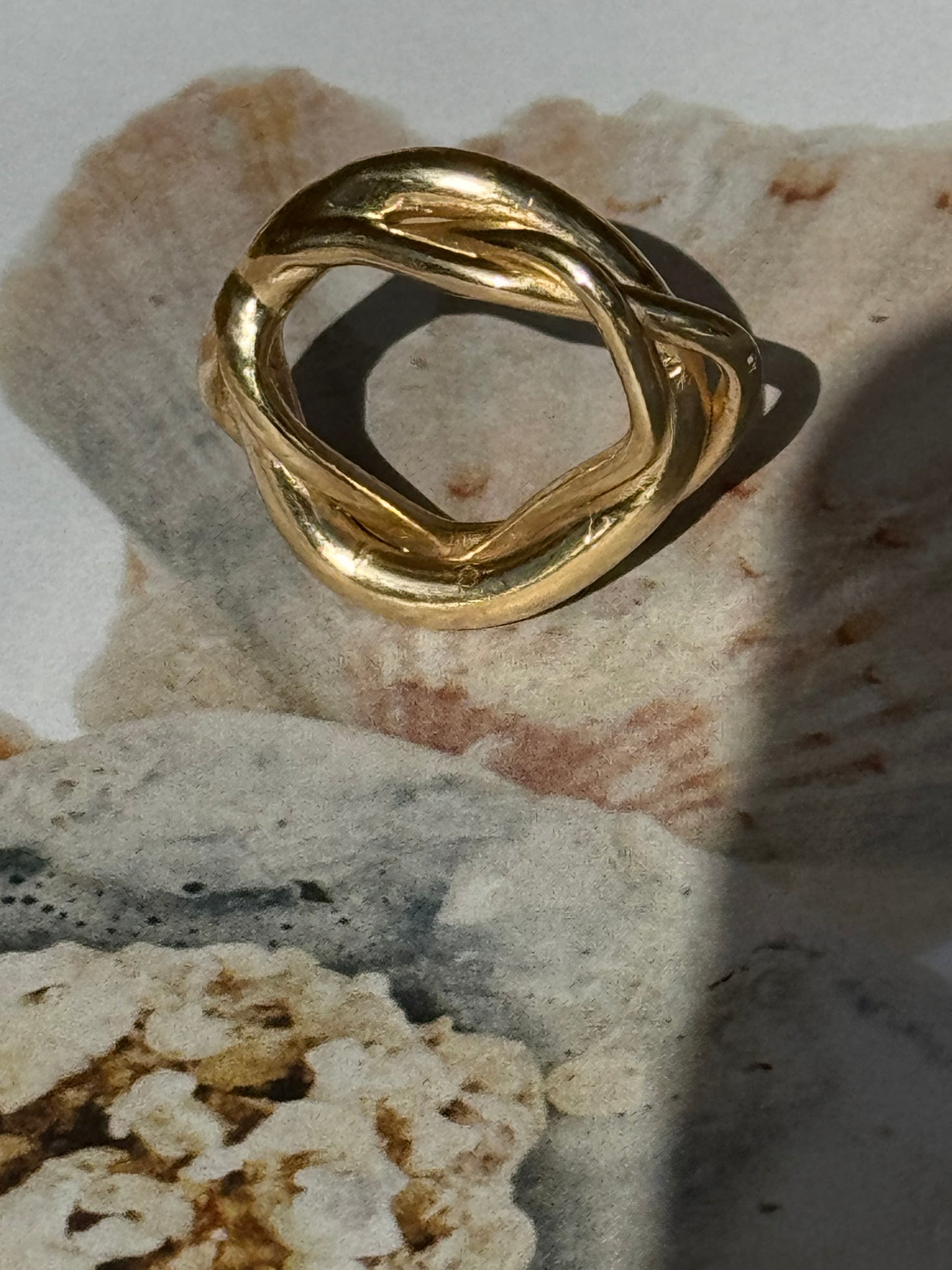 9CT GOLD ORGANIC TWIST RING