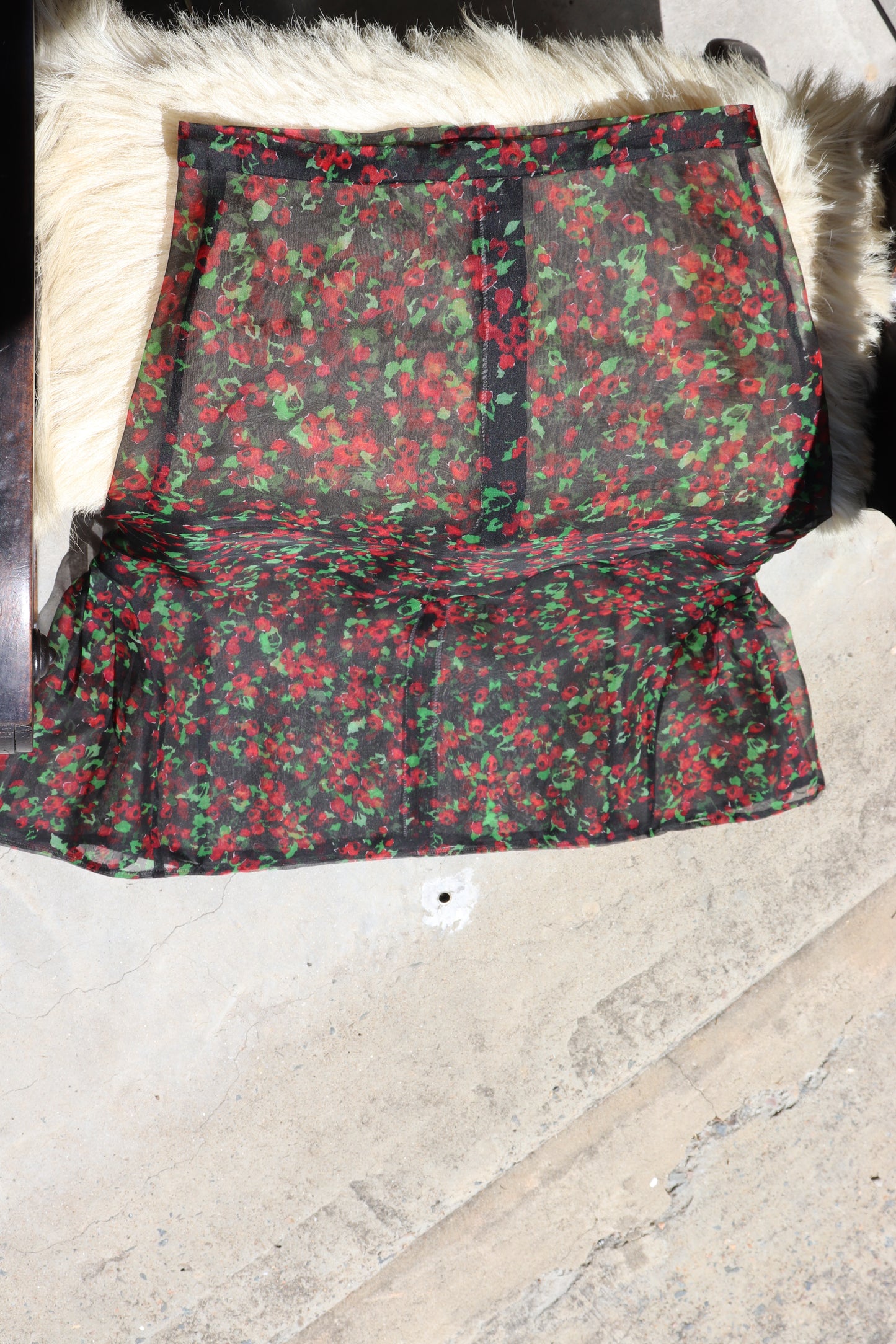 FIELD SILK V BLK ROSE SKIRT