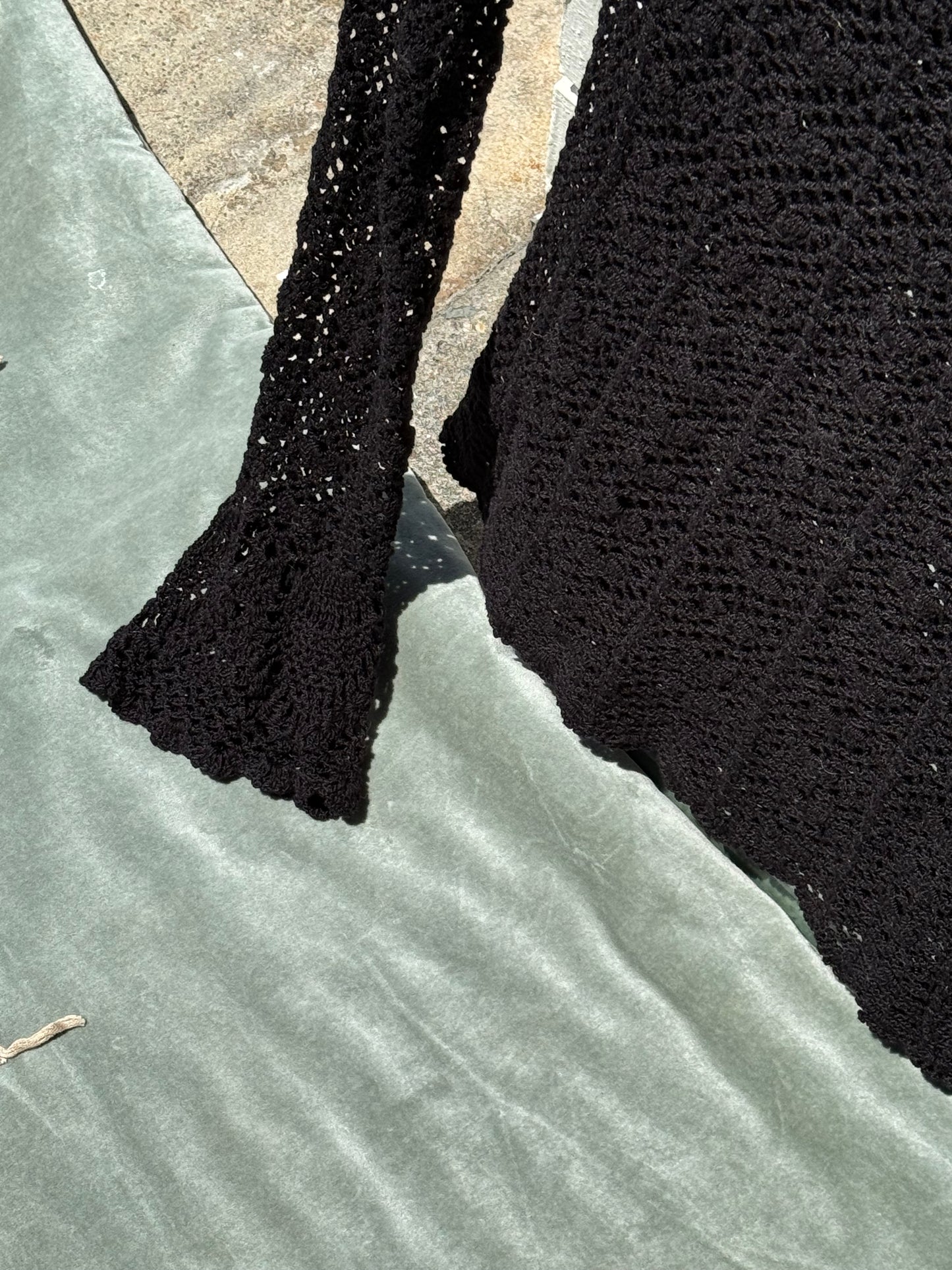 SUSTAIN ULLA JOHNSON BLK CROCHET KNIT