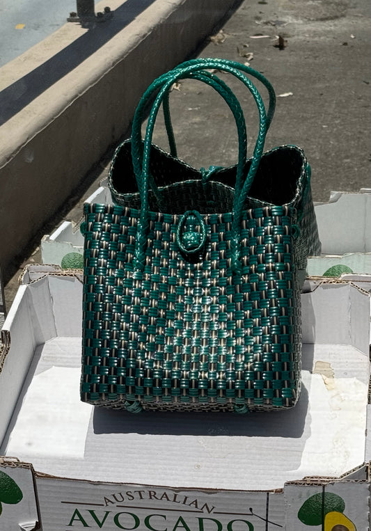 RECYCLED PLASTIC WOVEN BASKET BAG DEEP GREEN MULTI