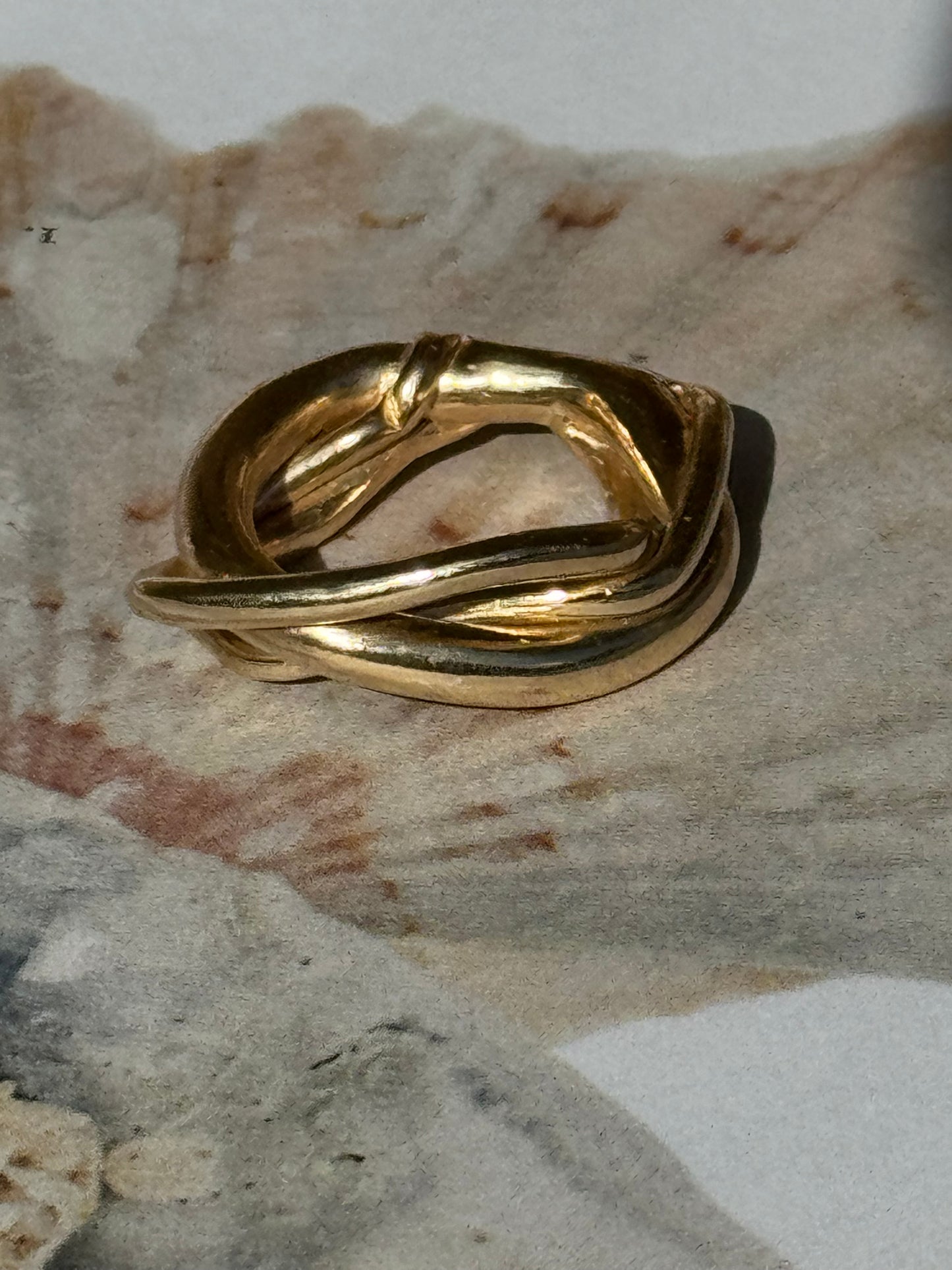 9CT GOLD ORGANIC TWIST RING