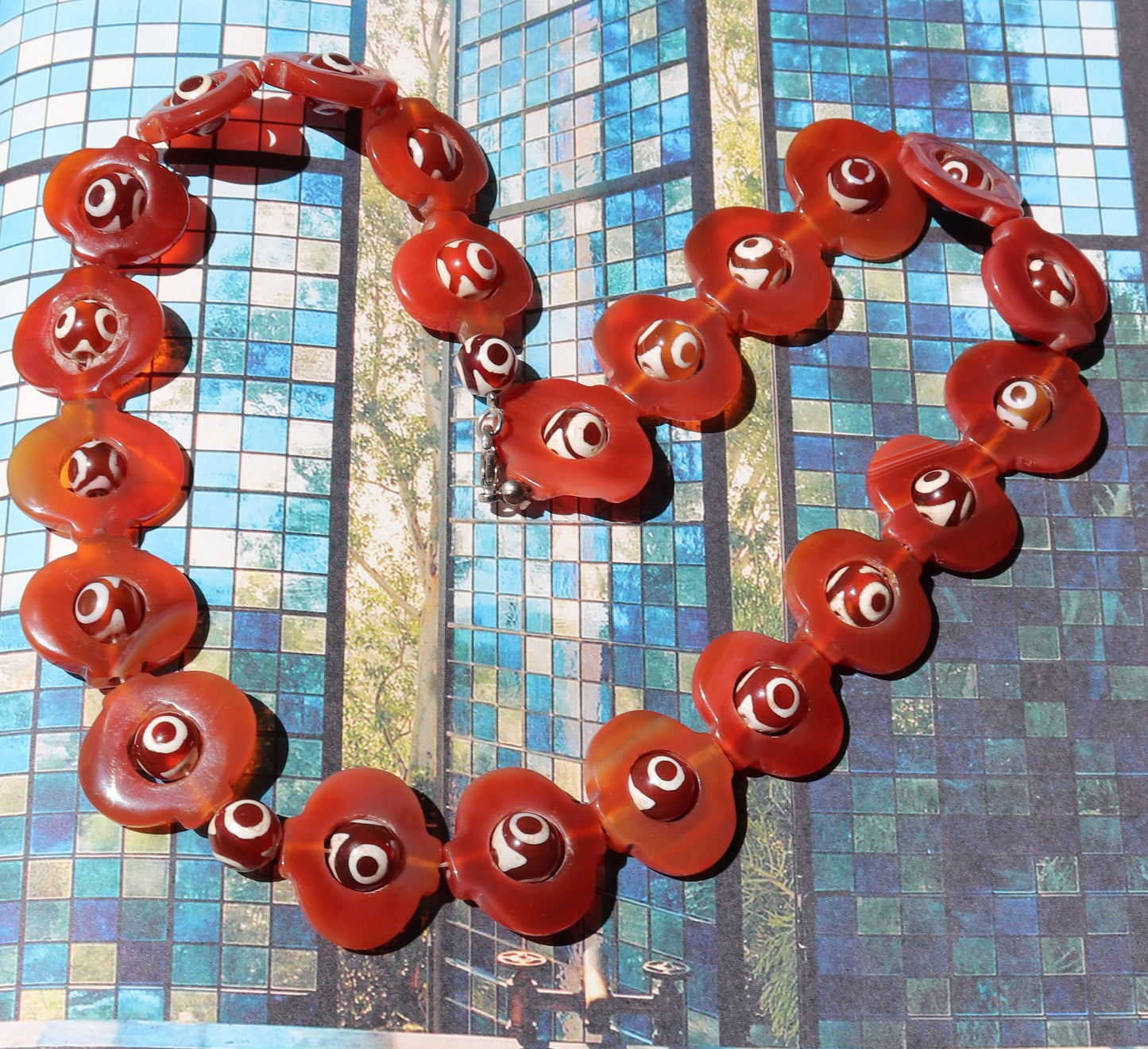 CARNELIAN RARE VINTAGE NECKLACE