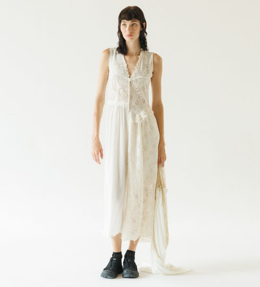 DRESS WITH LACE PATCH