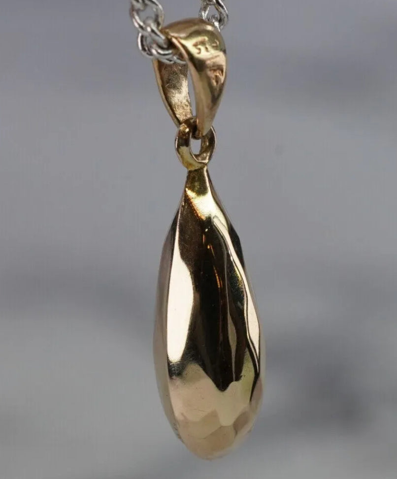 9CT GOLD PENDANT