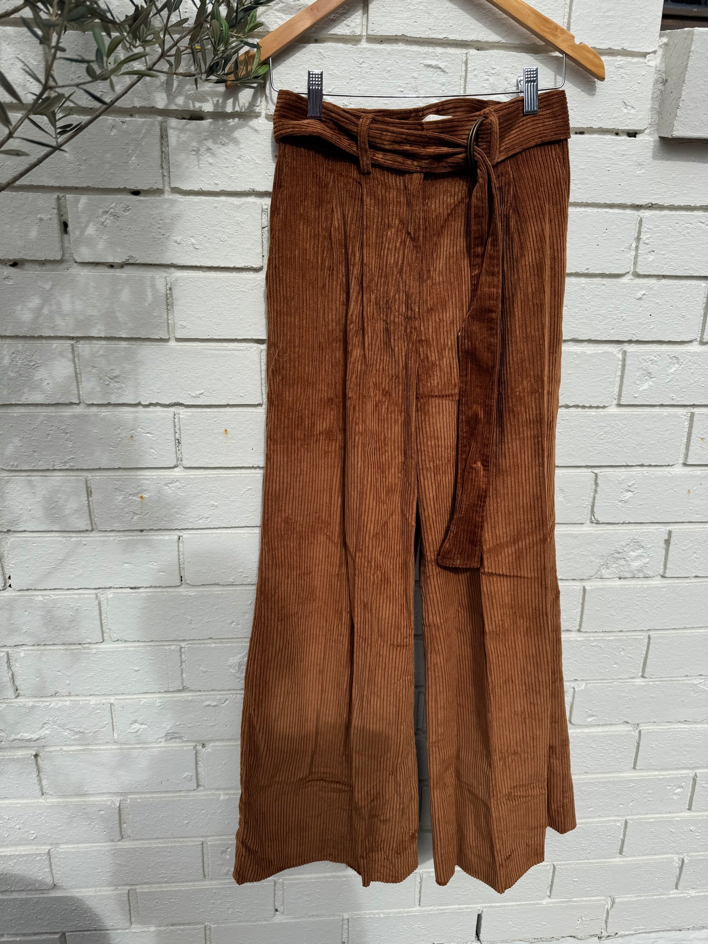 SUSTAIN ULLA JOHNSON CORD PANT