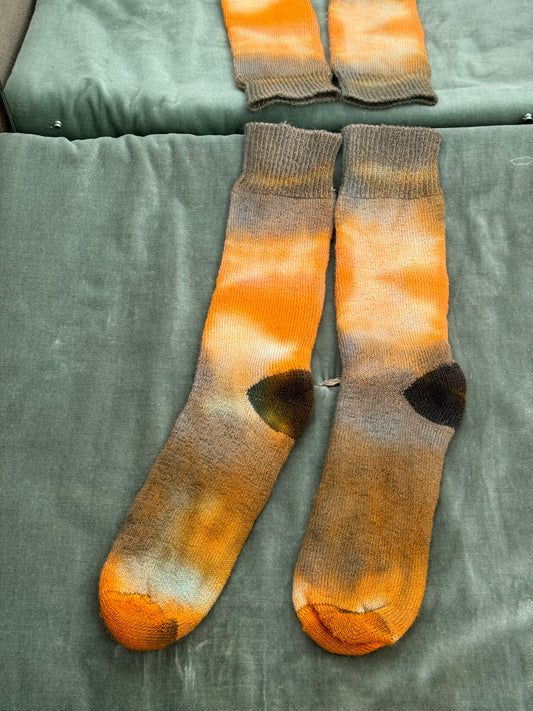 FIELD WOOL BED SOCKS - Tie Dye BURNT ORANGE