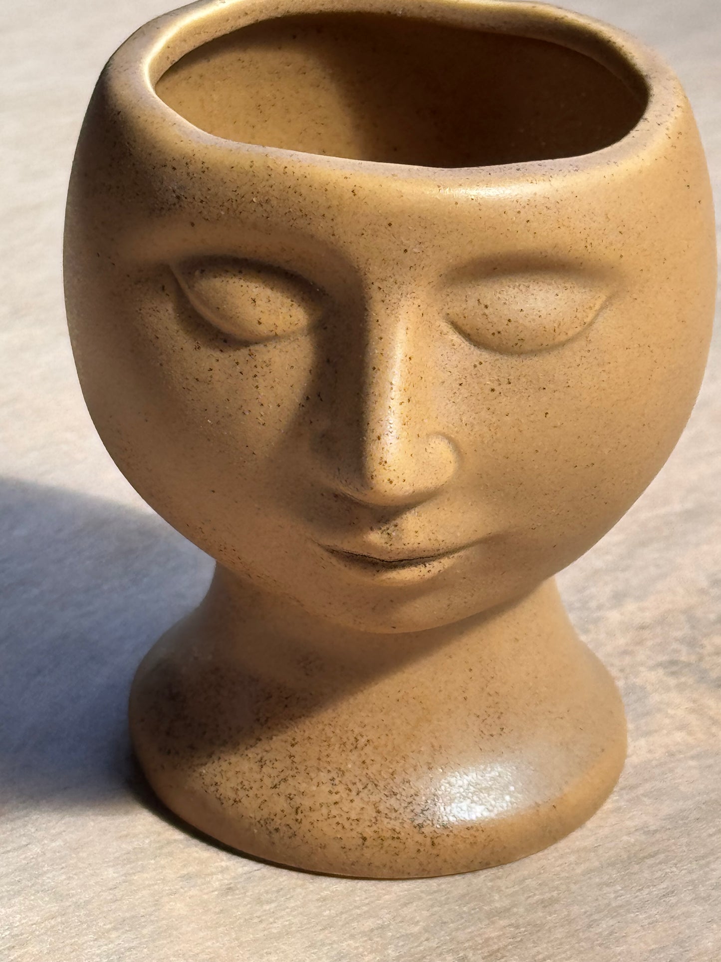 1970s CERAMIC FACE PLANTER SMALL