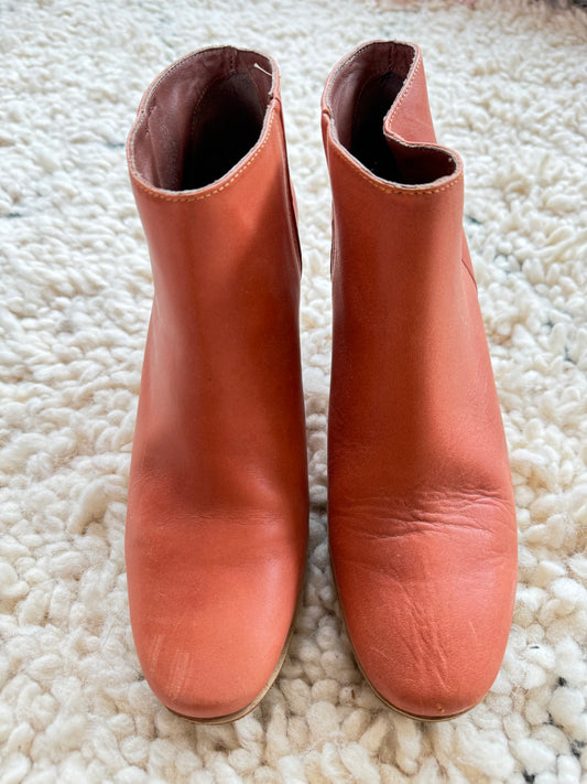 SUSTAIN RACHEL COMEY SALMON BOOT