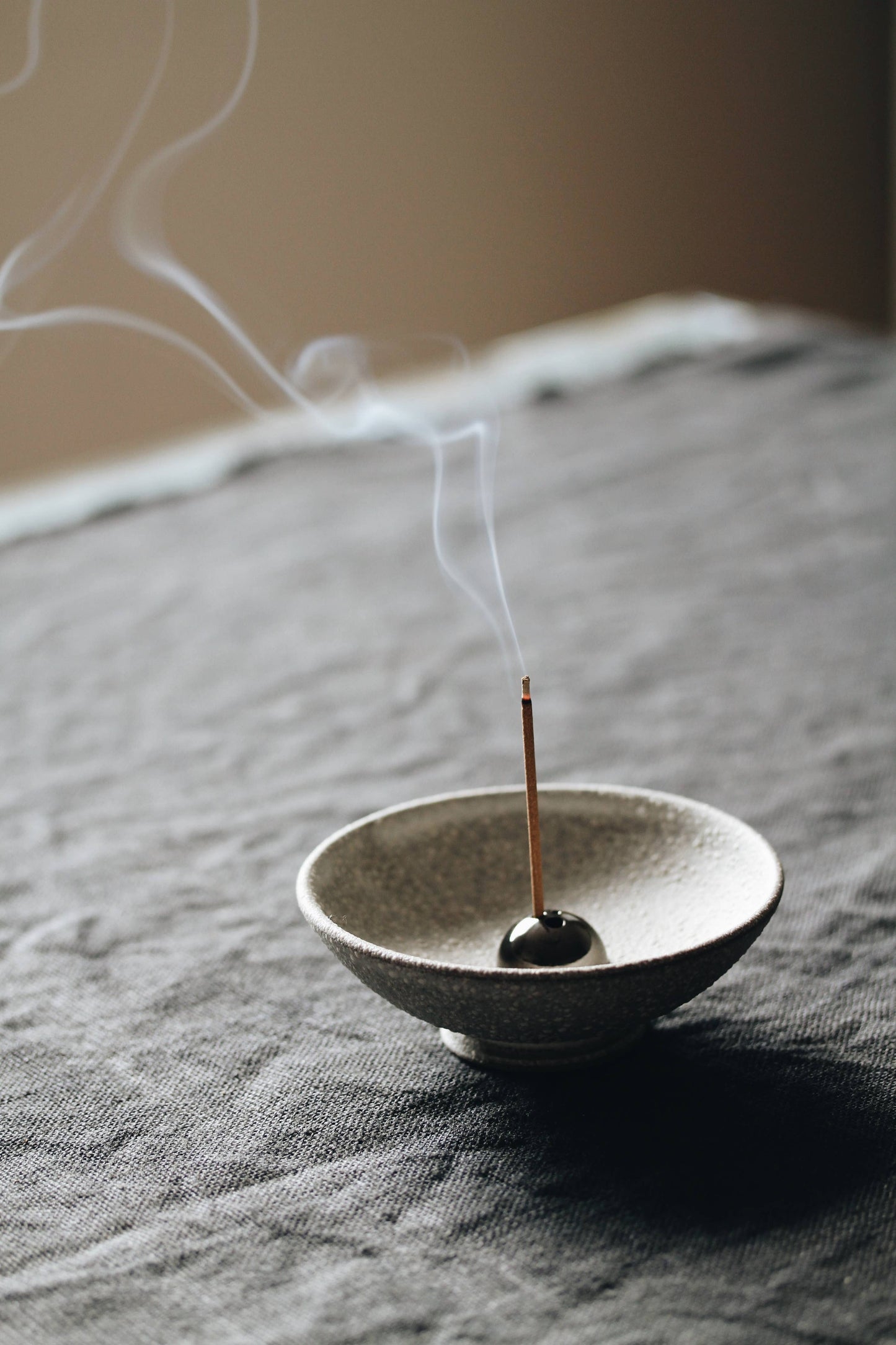 Incense Chalice in Terracotta ( earth & cloud ) Zen. Artisan: Gold / Earth