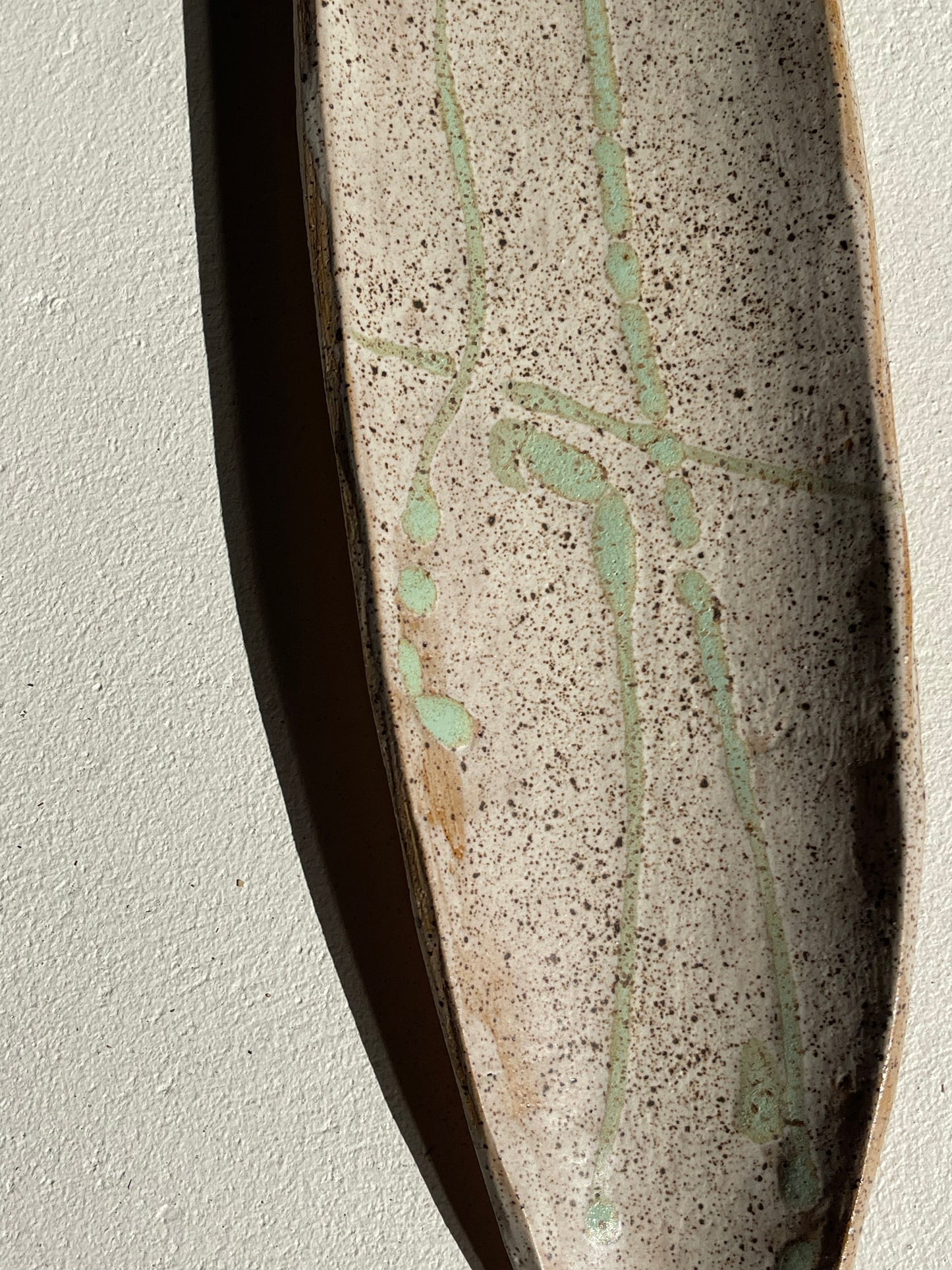 SPECKLED + GREEN LONG PLATE
