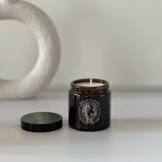 BARK & BLACK PEPPER Scented Soy Wax Candle (90gr)